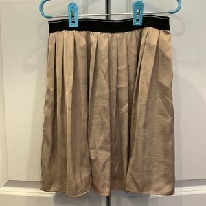 UNIQLO shimmery gold skirt